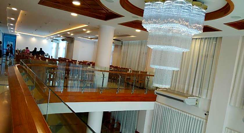 Dragon Phoenix Hotel