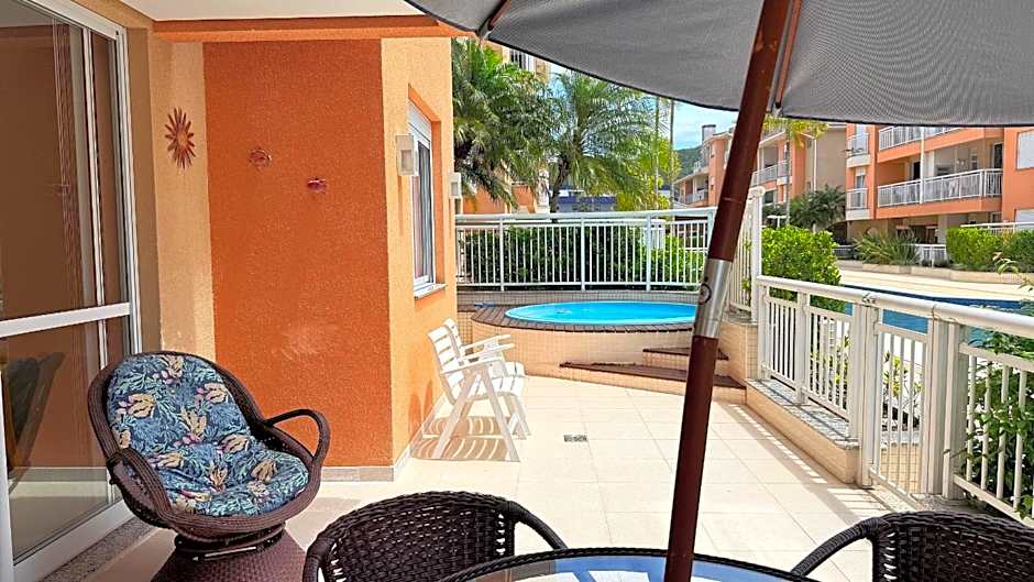 Residencial com piscina a apenas 150 metros da Praia dos Ingleses Lado Norte