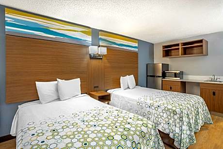 Studio 2 Full Beds First Floor Non-Smoking
