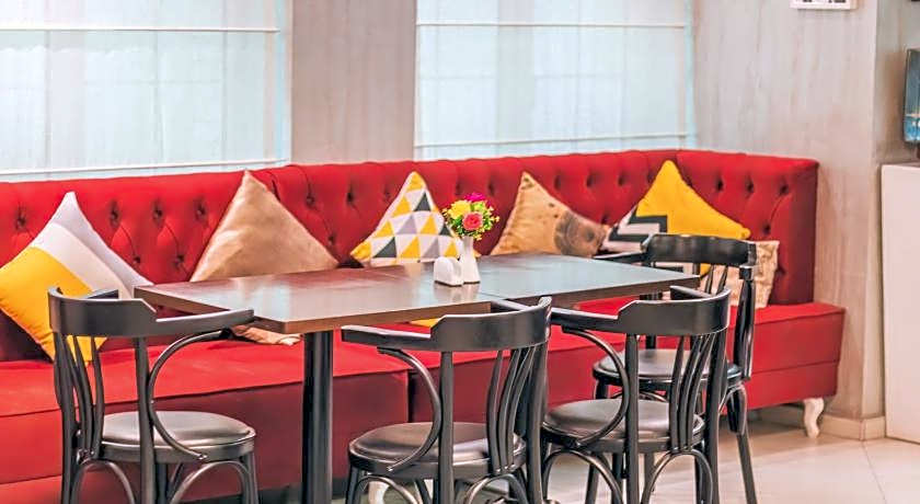 Maestro Hotel