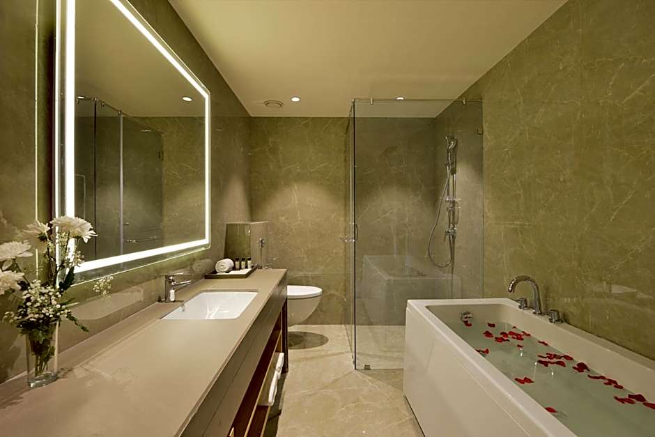 Treat Hotel Nashik City Center