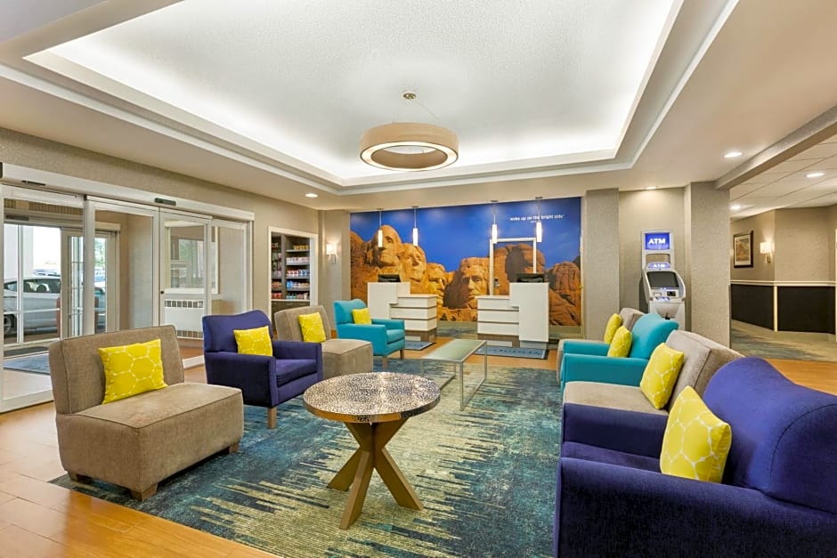 La Quinta Inn & Suites by Wyndham Rapid City