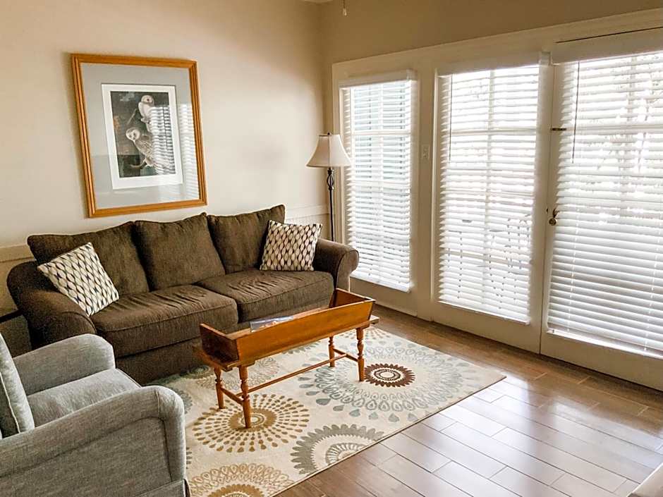 The Lodge at The Bluffs