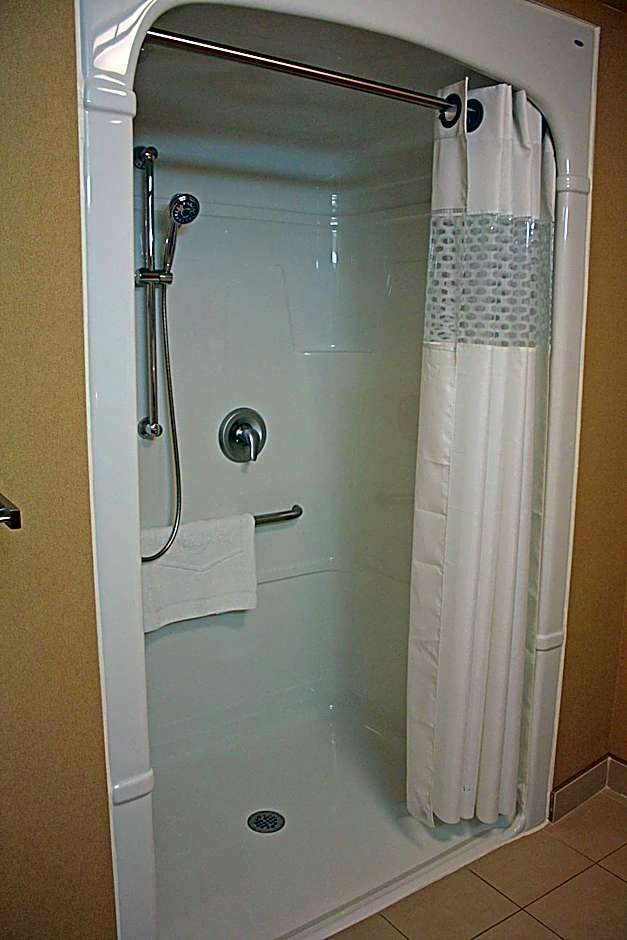 Hampton Inn By Hilton North Bay