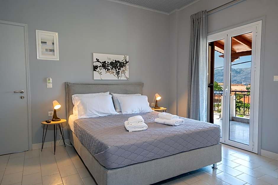 Mary's Studios & Apartment