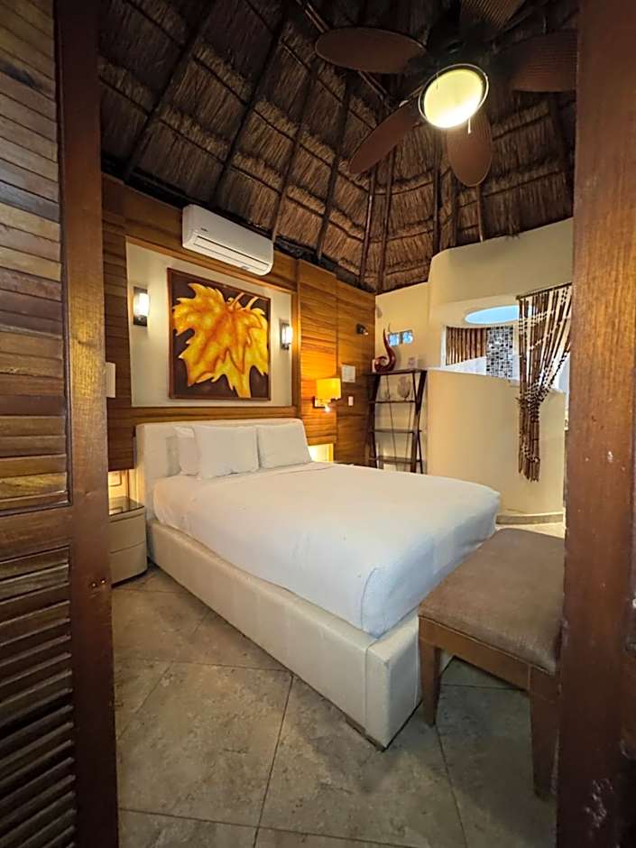 Cocos Cabañas Playa del Carmen Adults Only