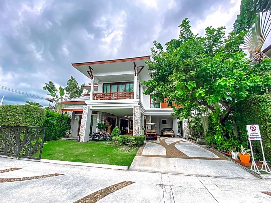 Photo 1 of 50 of Royal Sammuk Villa
