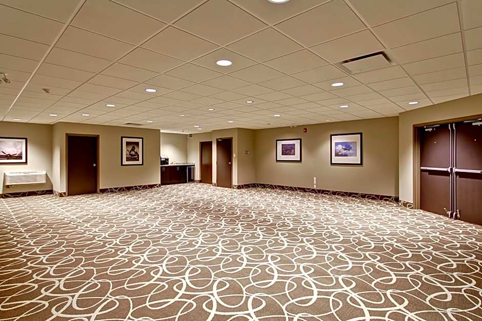 Best Western London Airport Inn & Suites