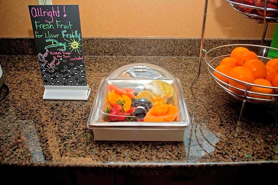 Hampton Inn By Hilton Evanston