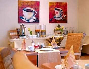 Hotel Romer