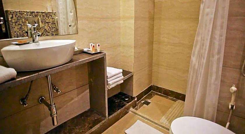 Hotel DS Clarks Inn, Gurgaon