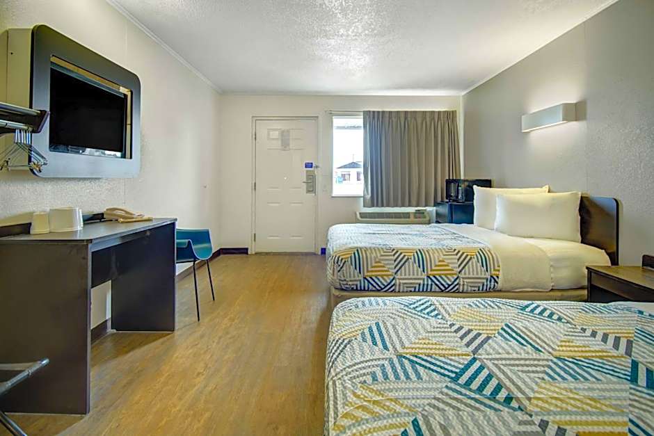 Motel 6-Lima, OH