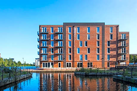 StayBridge Suites Cardiff By IHG