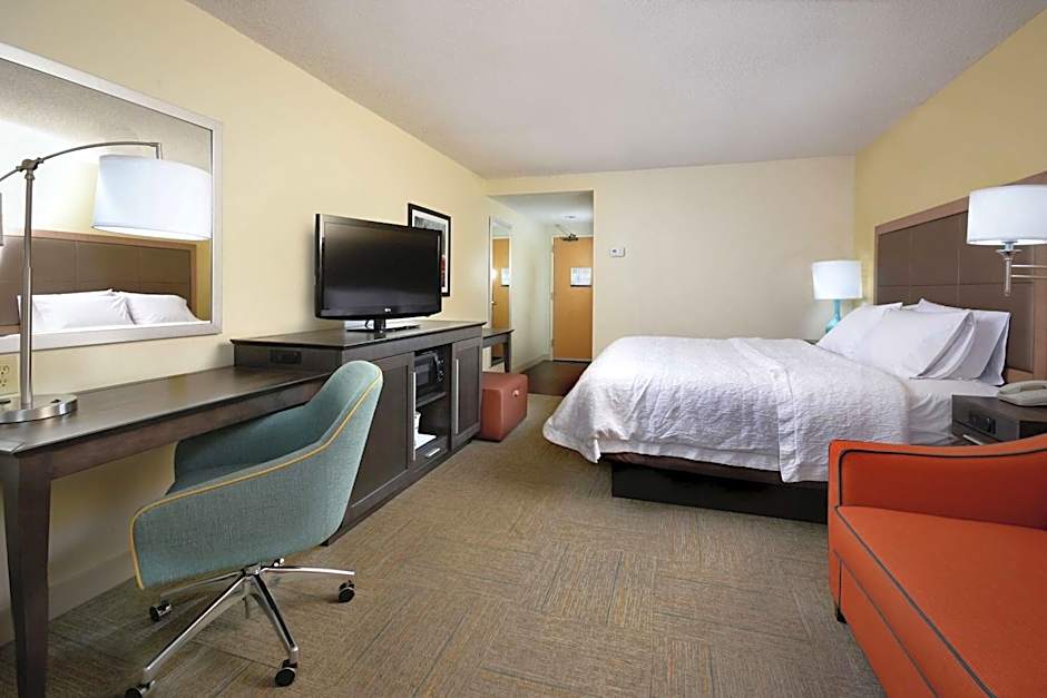 Hampton Inn By Hilton Martinsville