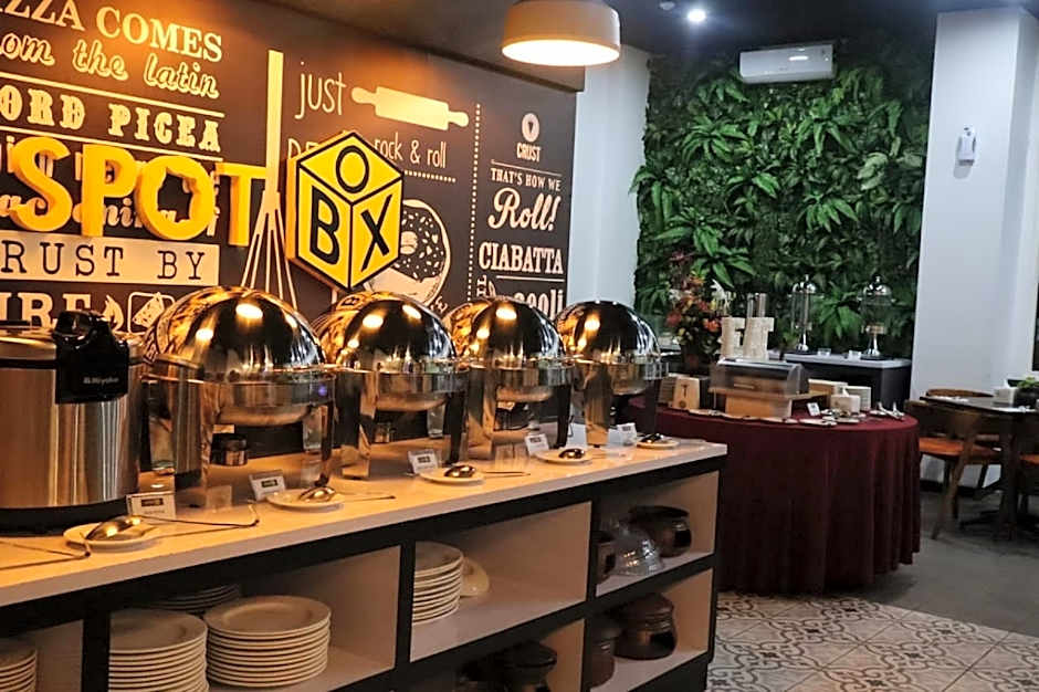 Front One Inn Kediri