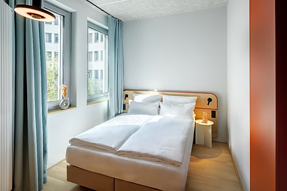 Photo 1 of 5 of Studio Apartment