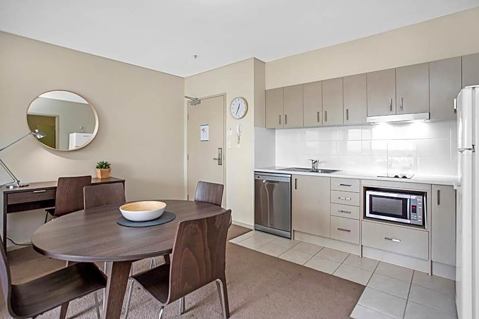 Hume Serviced Apartments