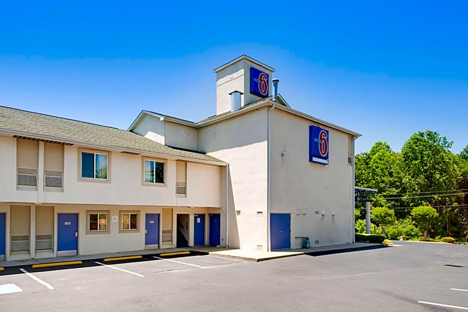 Motel 6-Statesville, NC