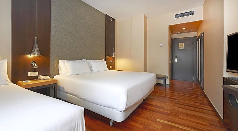 NH Barcelona Eixample