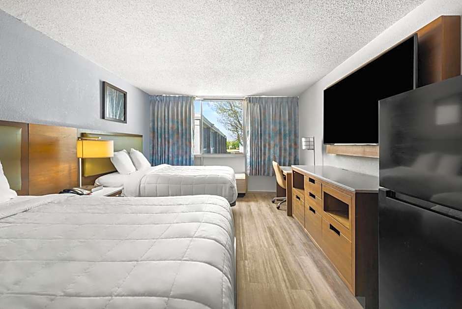 Suburban Studios Fairborn - Dayton