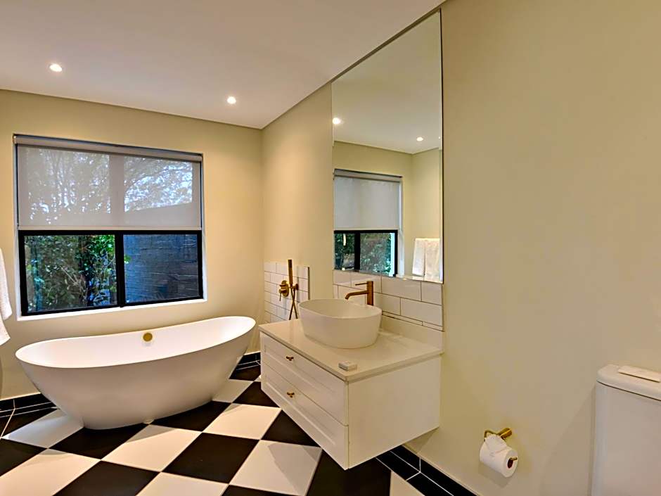 Hilton Homestead by ANEW