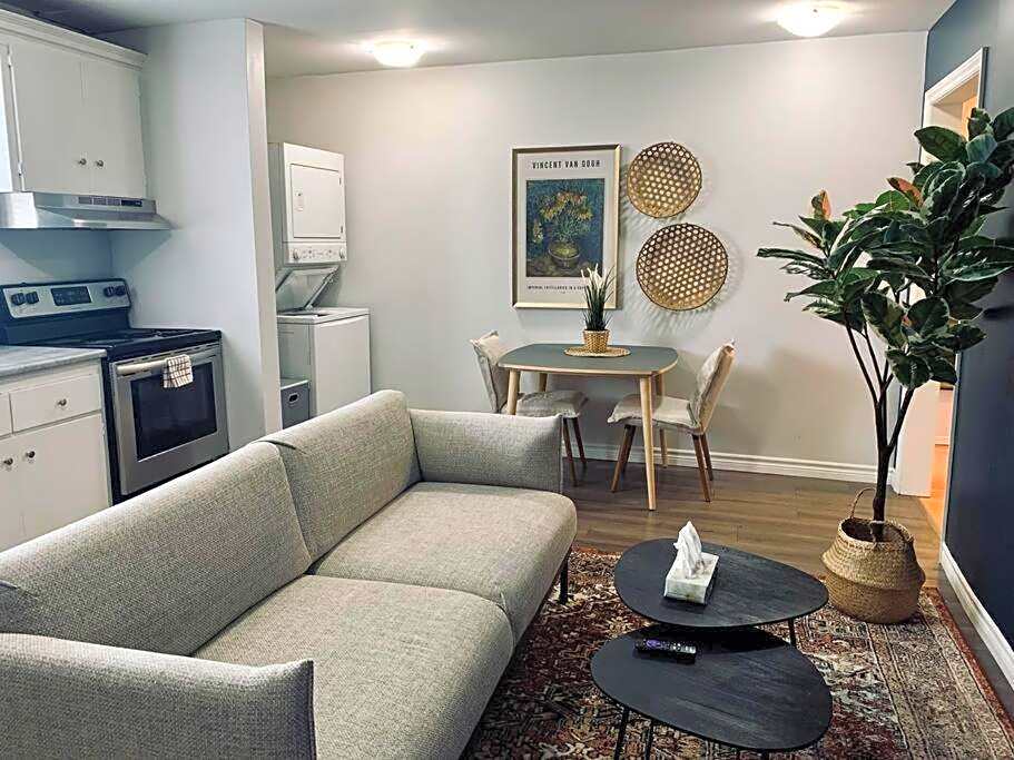 Charming 2-BDRM Apt #4 with Balcony