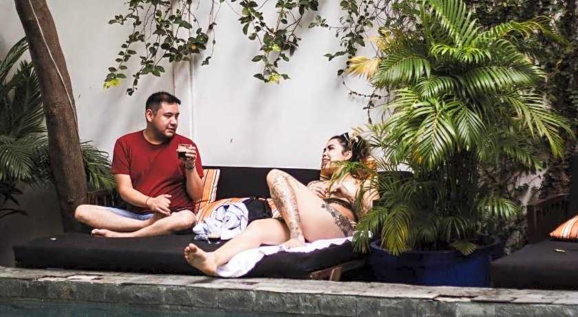 Mad Monkey Phnom Penh