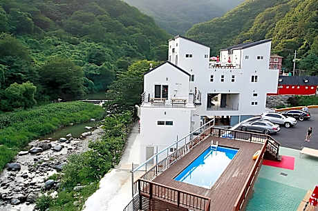 Ulsan Paradise Pension