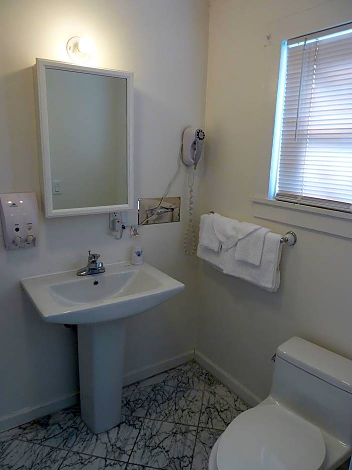 Americas Best Value Inn & Suites Royal Carriage