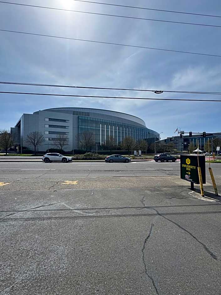 University Inn and Suites Eugene