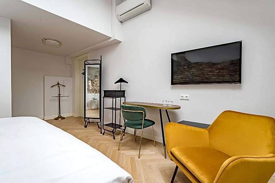 St Casimir Apartments