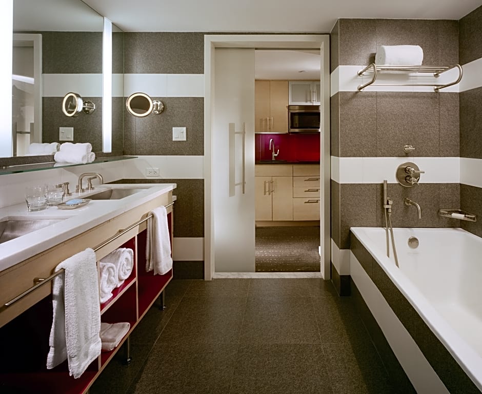 1 hotel South Beach
