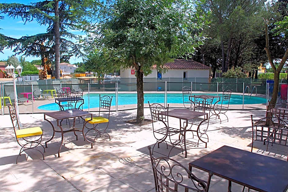 Logis Hotel Le Vieux Moulin