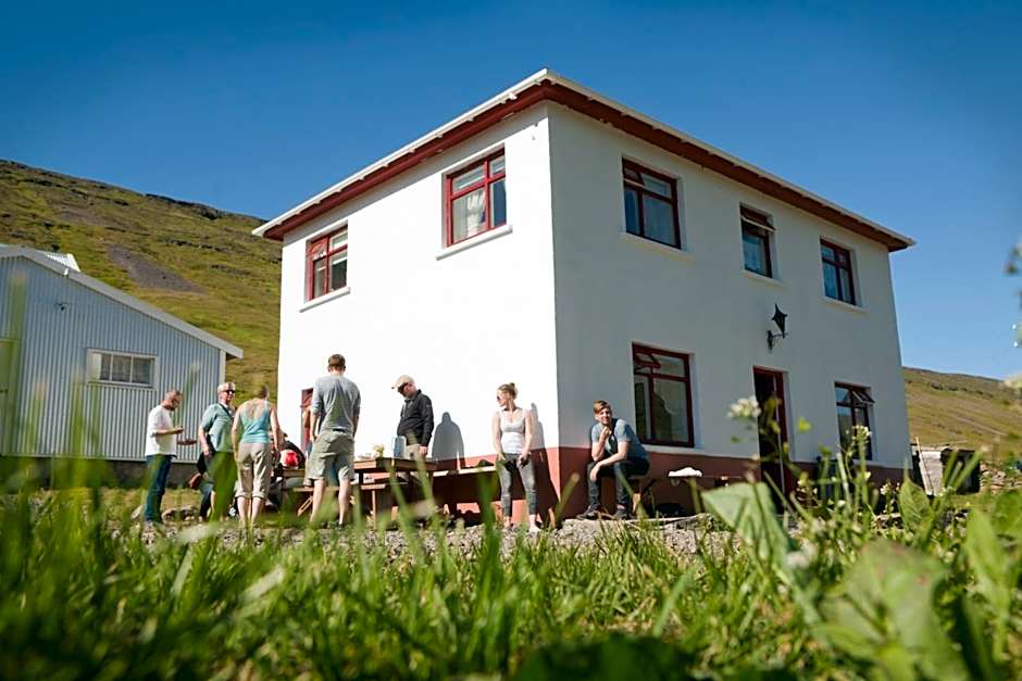 Wilderness Center / Óbyggðasetur Íslands