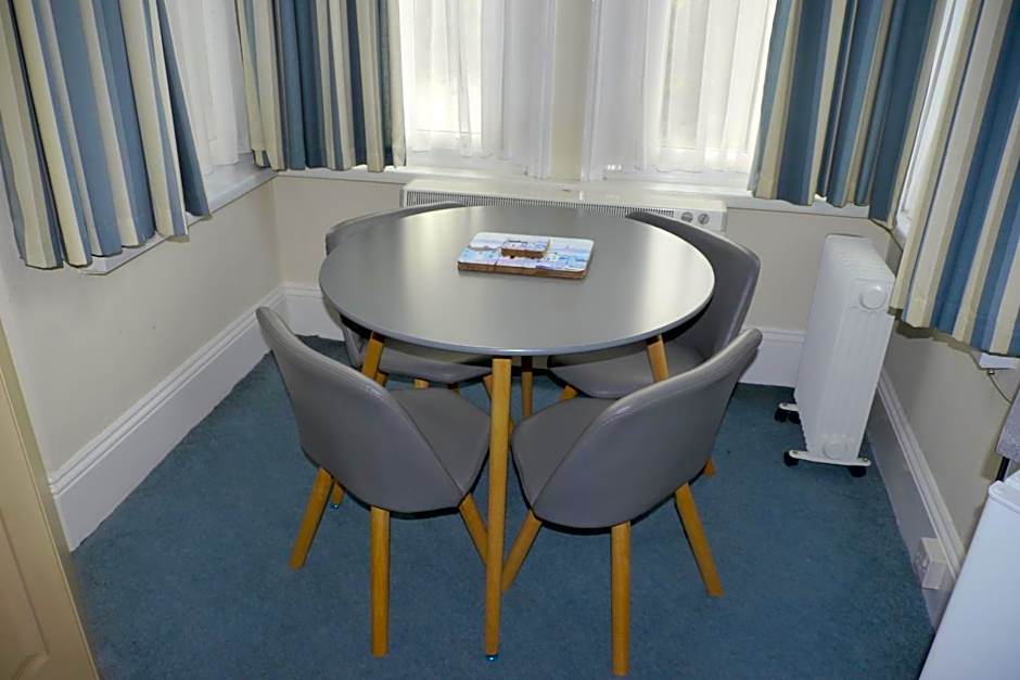 Broadshade Holiday Apartments