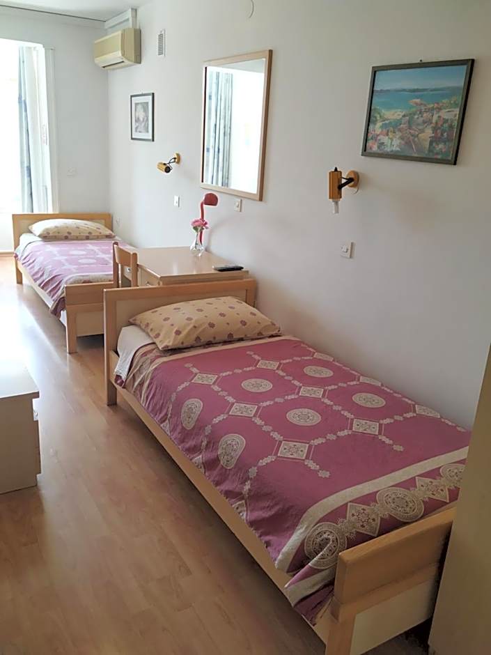 Accomodation Pertout