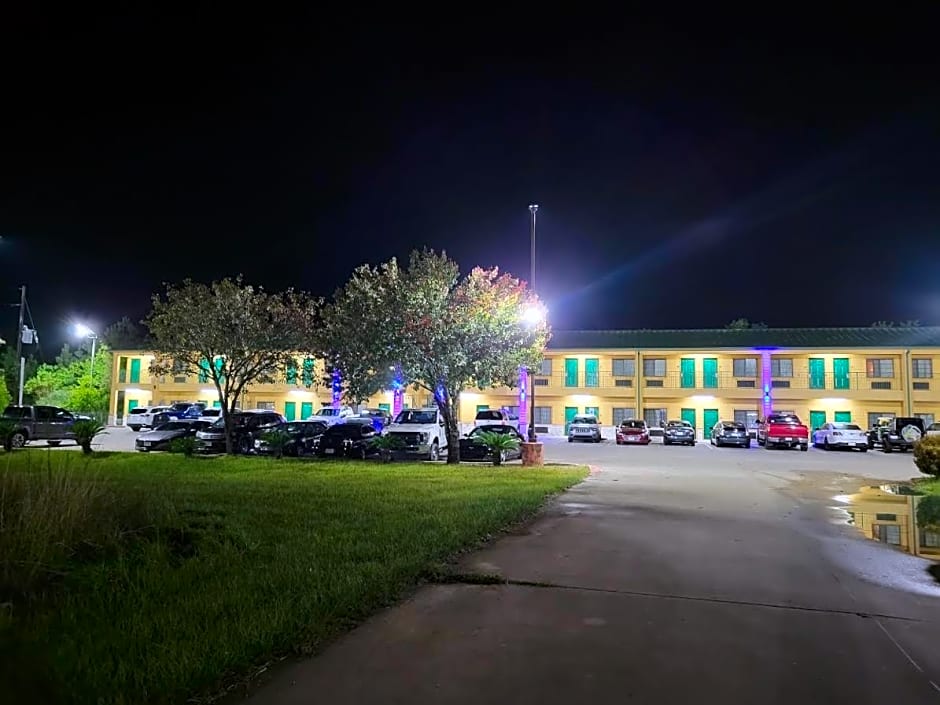 Scottish Inn & Suites