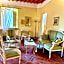 Villa La Dogana B&B di Charme - Historic Villa with a beautiful garden - private parking