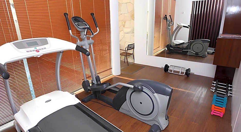 Favor Hotel Makassar City Center by LIFE