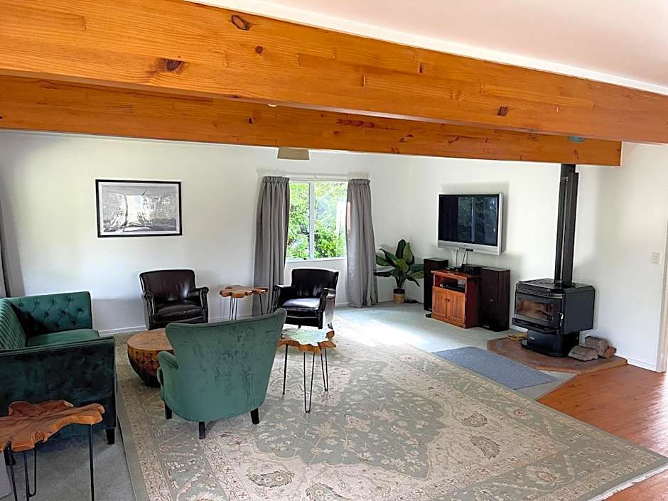 Howard's Mountain Lodge