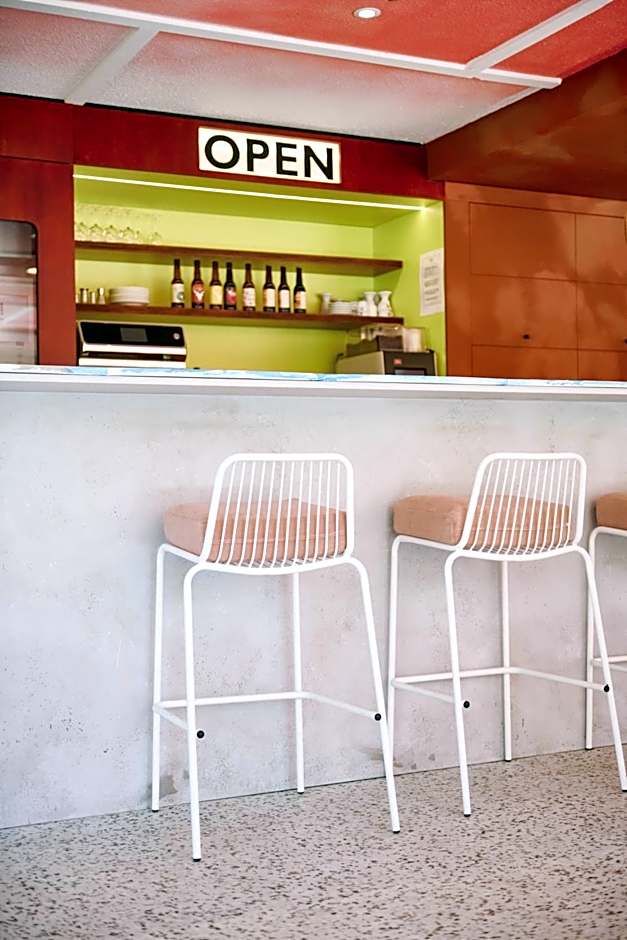 Greet Hotel Versailles - Voisins Le Bretonneux