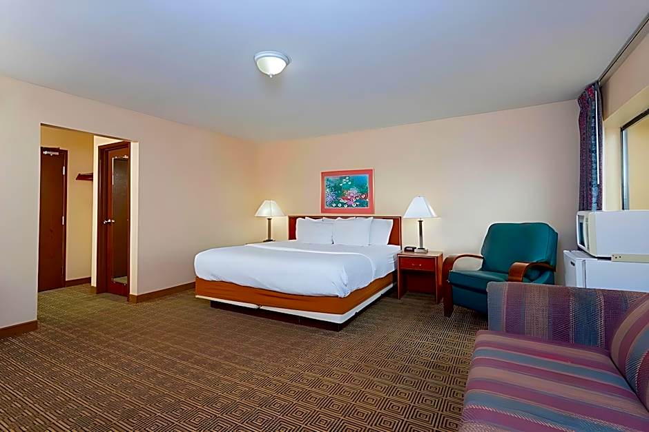 Norwood Inn & Suites Indianapolis East Post Drive