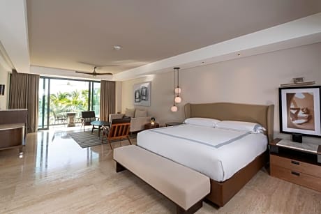 Suite with Ocean View
