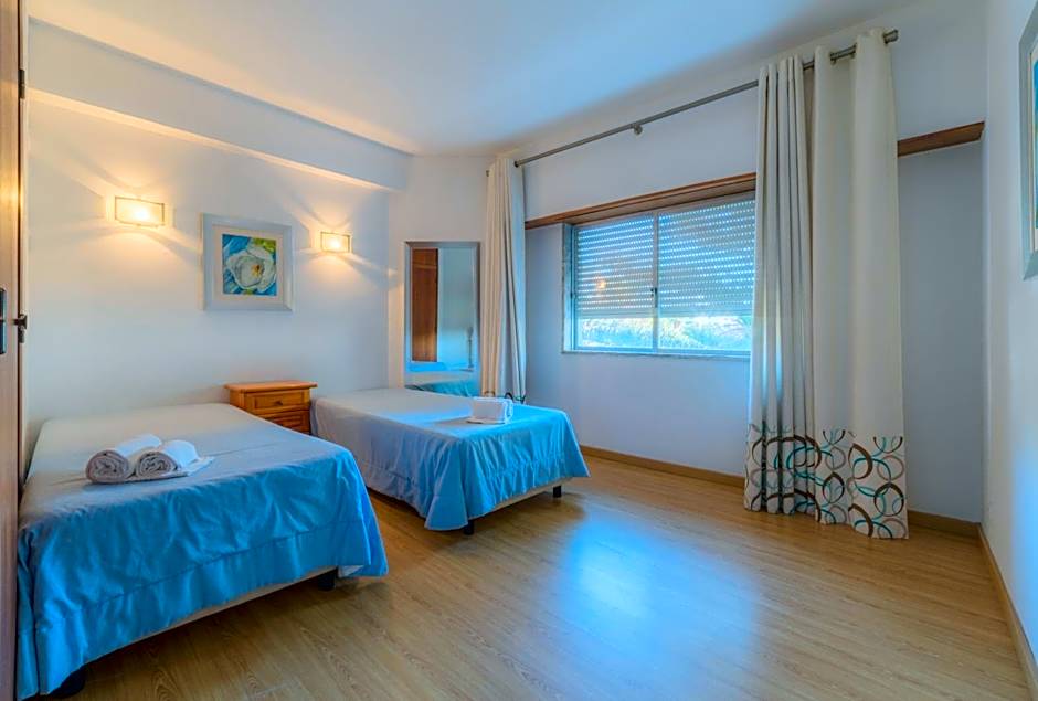 Torres Mira Praia by Garvetur