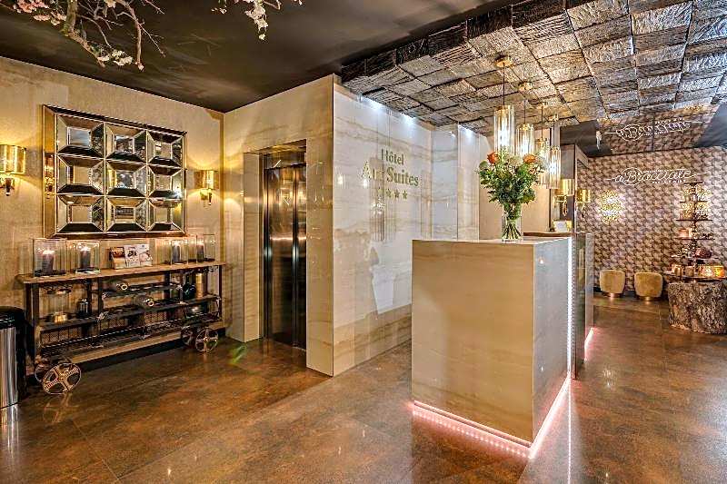 Art Suites Hotel