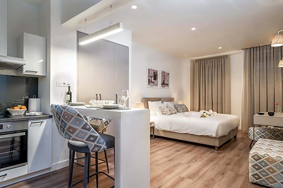 Urban Nest - Suites & Apartments