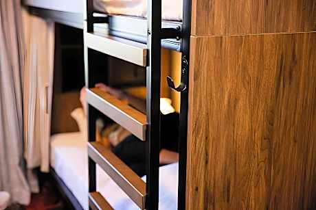 1 Person in 4-Bed Dormitory with En-Suite - Mixed