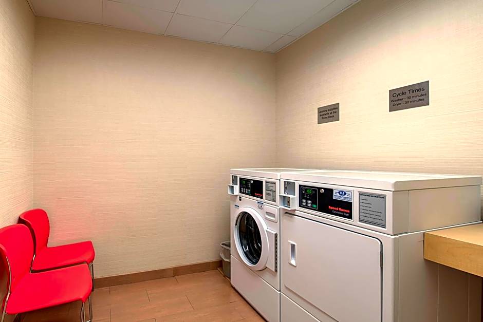 Comfort Inn & Suites Green Bay Stadium Area