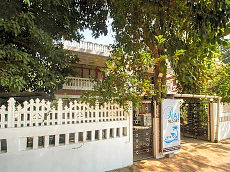 Raj Resort
