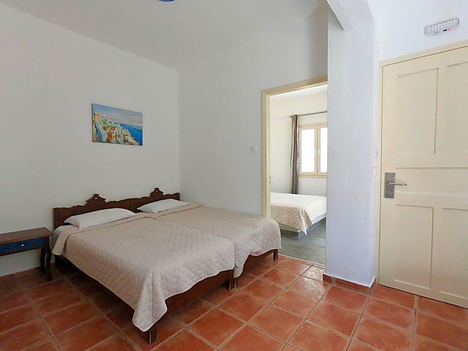 Anny Studios & Rooms Perissa Beach